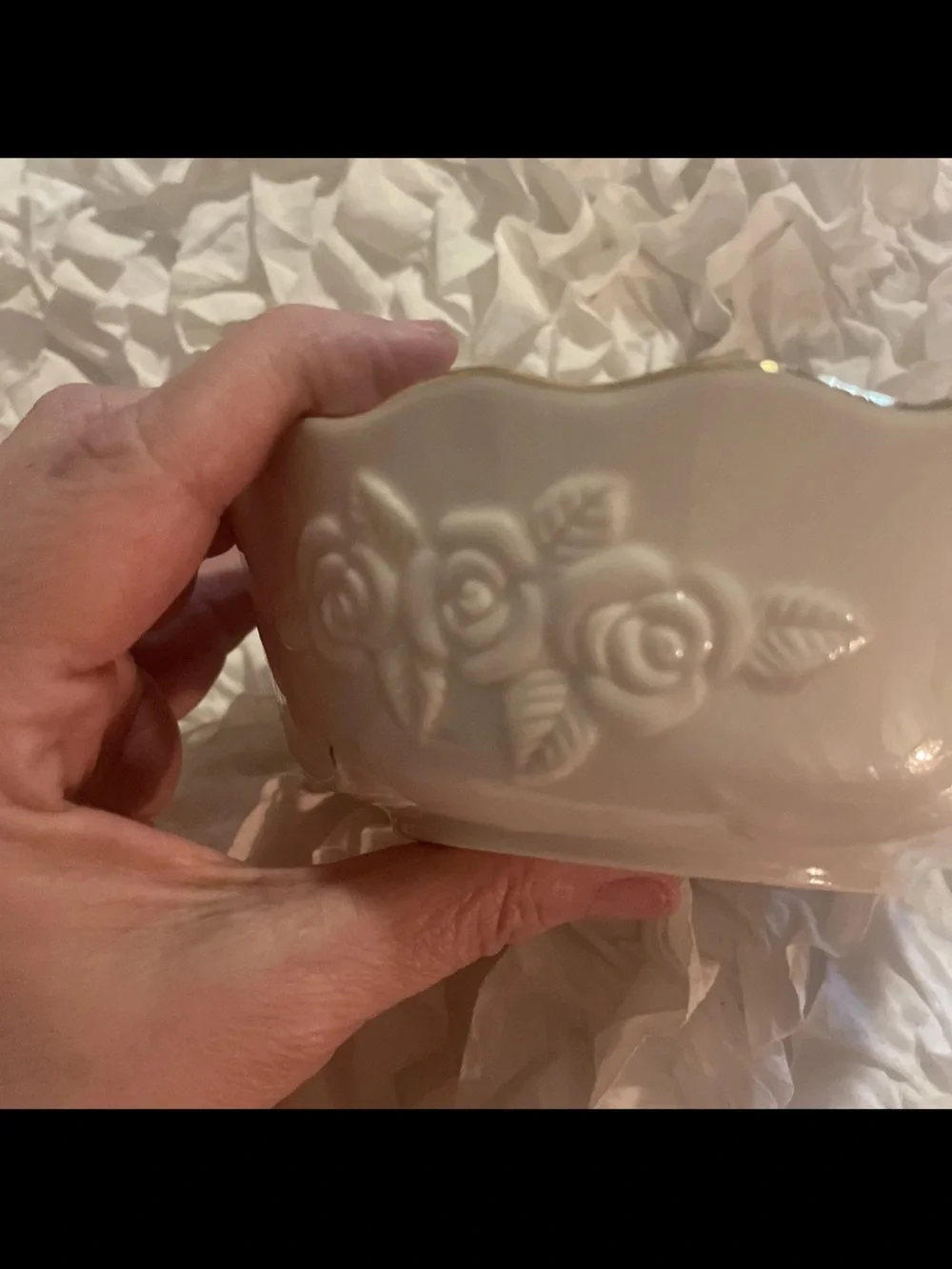 Lenox Small Embossed Rose Bowl Scalloped Ivory Gold Trim